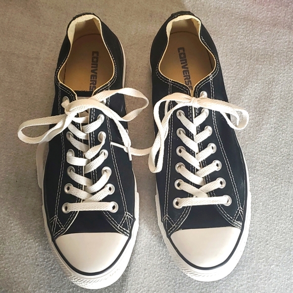 Converse All Star Unisex Men's Size 9 1/2 Woman's 11 1/2 Black Color